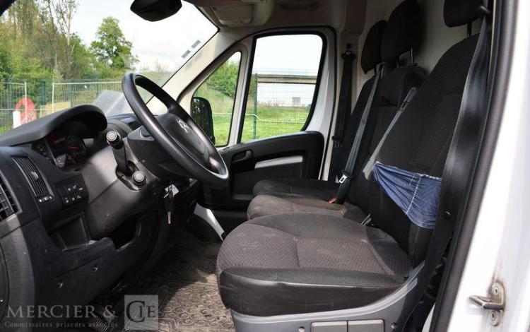 CITROEN JUMPER 35 L2H2 2,2 BLUEHDI 120 S&S CLUB BLANC 2BLB892