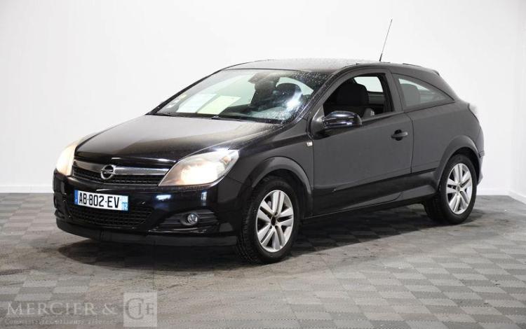 OPEL ASTRA GTC 1,7 CDTI 110 SPORT NOIR AB-802-EV