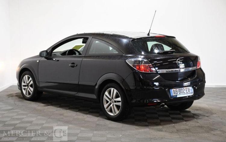 OPEL ASTRA GTC 1,7 CDTI 110 SPORT NOIR AB-802-EV