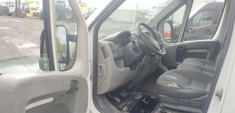 CITROEN JUMPER 3 PHASE 1/2 FOURGON 33 2.2 HDI FOURGON MOYEN 120 CV – DIESEL – 269249 KMS BLANC AE-074-WX