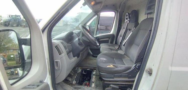 CITROEN JUMPER 3 PHASE 1/2 FOURGON 33 2.2 HDI FOURGON MOYEN 120 CV – DIESEL – 269249 KMS BLANC AE-074-WX