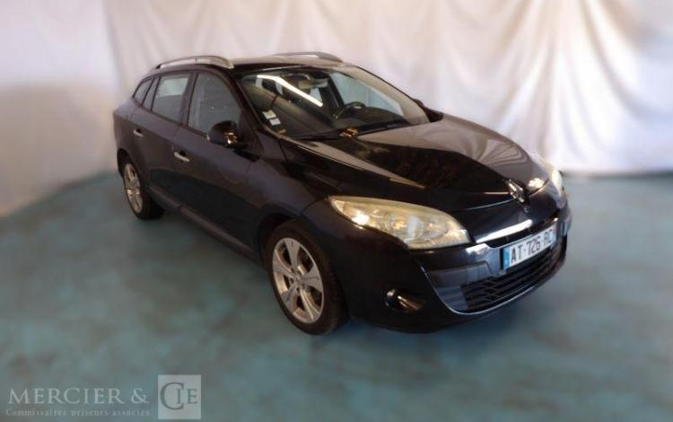RENAULT MEGANE ESTATE 1,9 DCI 130CH DYNAMIQUE NOIR AT-726-RC