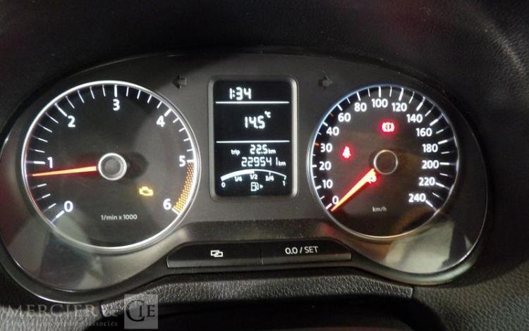 VOLKSWAGEN POLO 1.6 TDI 16V 75CV ROUGE AV-358-JN