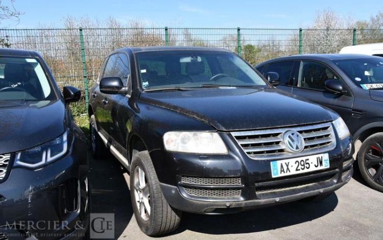 VOLKSWAGEN TOUAREG 3.0 TDI 225 CARAT 4MOTION TIPTRONIC BVA
 NOIR AX-295-JW
