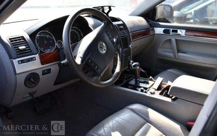 VOLKSWAGEN TOUAREG 3.0 TDI 225 CARAT 4MOTION TIPTRONIC BVA
 NOIR AX-295-JW