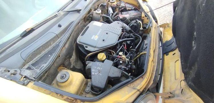 RENAULT KANGOO EXPRESS I FOURGON 1.9D – 55CV – ANNEE 2002 JAUNE AY-346-FP