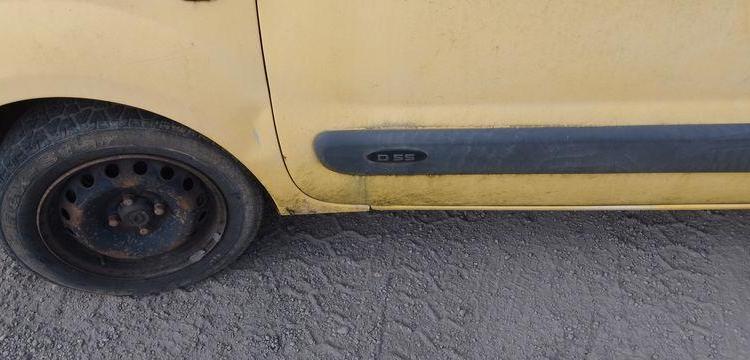 RENAULT KANGOO EXPRESS I FOURGON 1.9D – 55CV – ANNEE 2002 JAUNE AY-346-FP