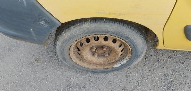 RENAULT KANGOO EXPRESS I FOURGON 1.9D – 55CV – ANNEE 2002 JAUNE AY-346-FP