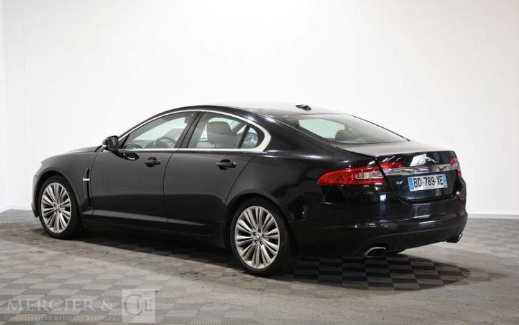 JAGUAR XF 3,0 D 240CH LUXURY PREMIUM BVA NOIR BD-789-XE