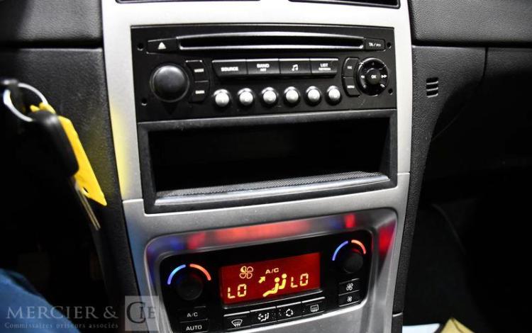 PEUGEOT 307 1,6 110 XS BEIGE BN-243-PZ