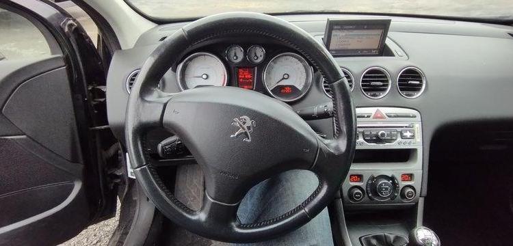 PEUGEOT 308 5 PORTES 1,6 HDI 8V FAP BLUE LION 92 CV – DIESEL – 237260 KMS – ANNEE 2011 NOIR BS-202-NS