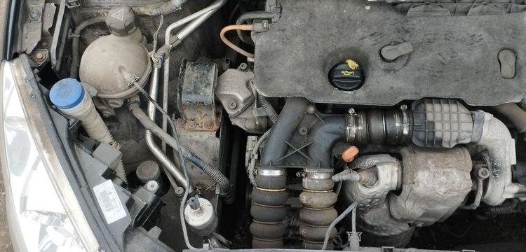PEUGEOT 308 5 PORTES 1,6 HDI 8V FAP BLUE LION 92 CV – DIESEL – 237260 KMS – ANNEE 2011 NOIR BS-202-NS