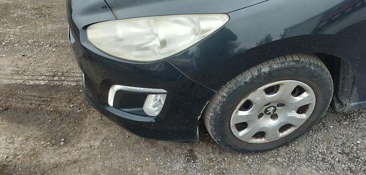 PEUGEOT 308 5 PORTES 1,6 HDI 8V FAP BLUE LION 92 CV – DIESEL – 237260 KMS – ANNEE 2011 NOIR BS-202-NS