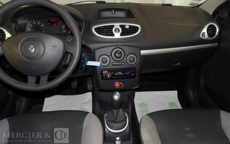 RENAULT CLIO 1,2 75CH BLANC BS-687-EX
