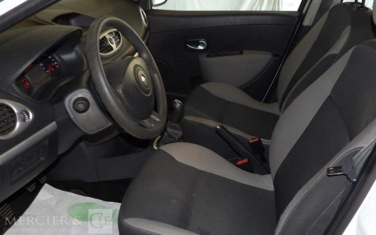 RENAULT CLIO 1,2 75CH BLANC BS-687-EX