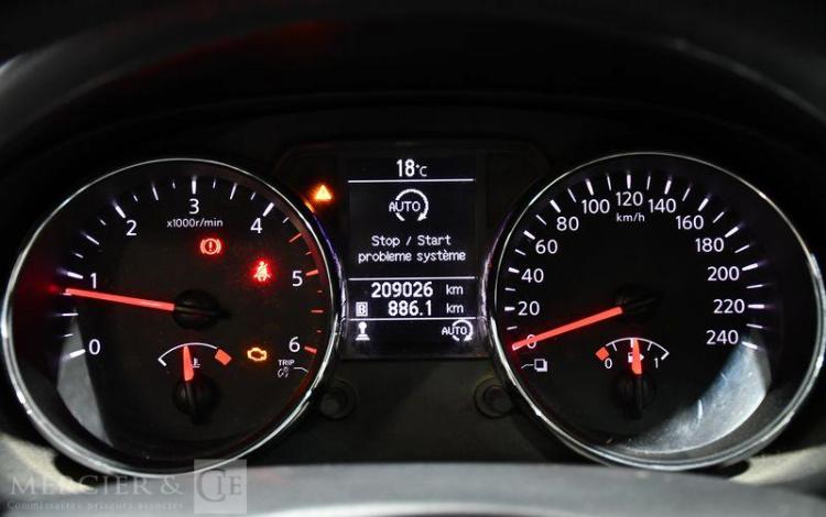 NISSAN QASHQAI 1,6 DCI 130 CONNECT EDITION 2WD START/STOP GRIS CC-557-CL
