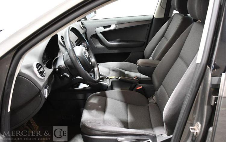 AUDI A3 SPORTBACK 1,6 TDI 105 BUSINESS LINE S-TRONIC S&S GRIS CE-654-DT