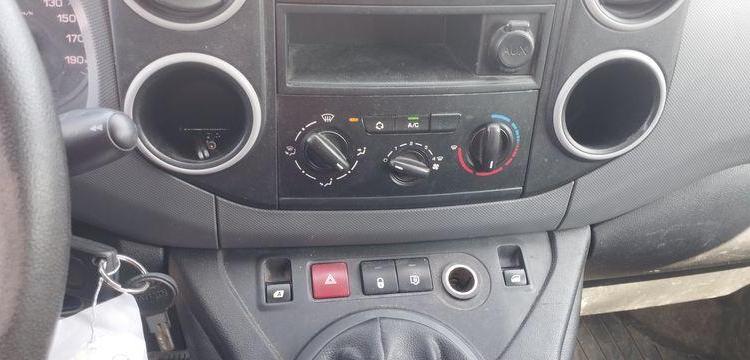 CITROEN BERLINGO NON ROULANT BLANC CL-197-HL