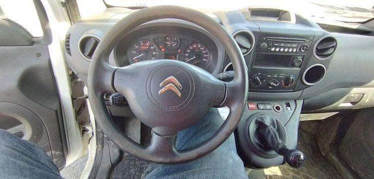 CITROEN BERLINGO NON ROULANT BLANC CL-197-HL