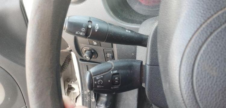 CITROEN BERLINGO NON ROULANT BLANC CL-197-HL