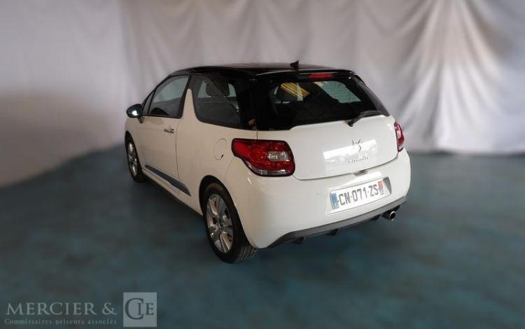 CITROEN DS3 1,4 VTI 95CH AIRDREAM CHIC BLANC CN-071-ZS