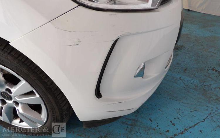 CITROEN DS3 1,4 VTI 95CH AIRDREAM CHIC BLANC CN-071-ZS