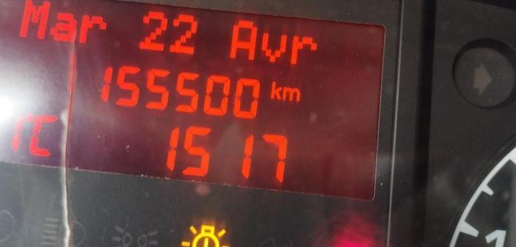 IVECO 35C13 BENNE SIMPLE CABINE COFFRE ROUGE CS-771-ZN