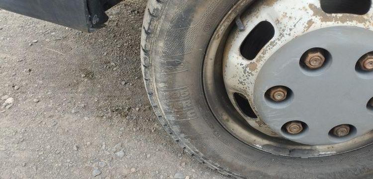 IVECO 35C13 BENNE SIMPLE CABINE COFFRE ROUGE CS-771-ZN
