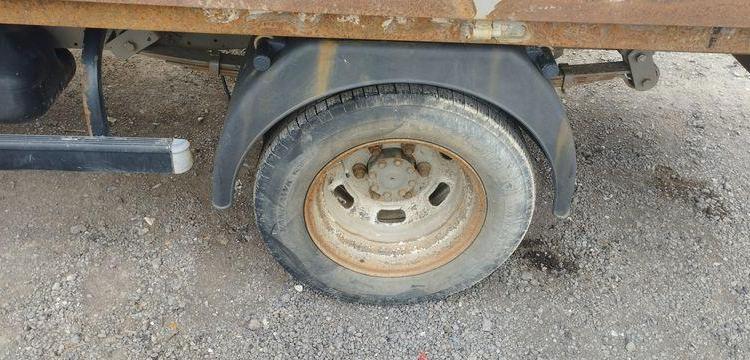 IVECO 35C13 BENNE SIMPLE CABINE COFFRE ROUGE CS-771-ZN