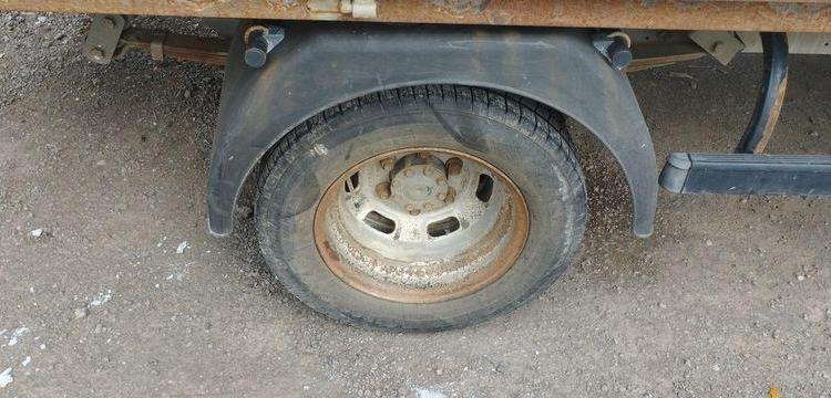 IVECO 35C13 BENNE SIMPLE CABINE COFFRE ROUGE CS-771-ZN