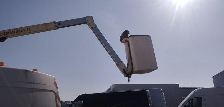 RENAULT MASTER 3 L2H2 F3500 2,3DCI 16 FAP 125 CV AVEC NACELLE TIME ET32LE – 695 HEURES BLANC CV-472-XS