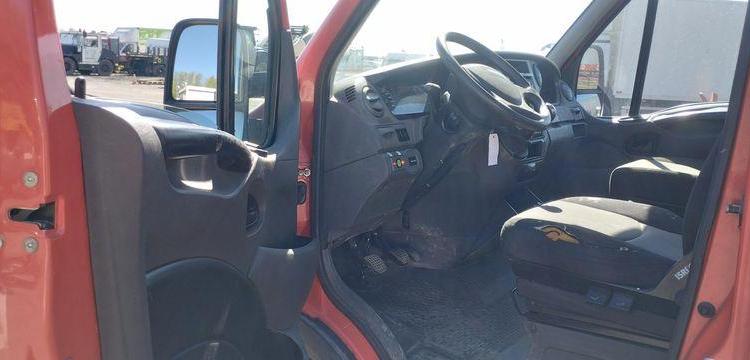 IVECO 35S11 AVEC NACELLE MULTITEL MT202 DS 20M – DIESEL – 4640 HEURES – 90129 KMS ROUGE CW-116-FK