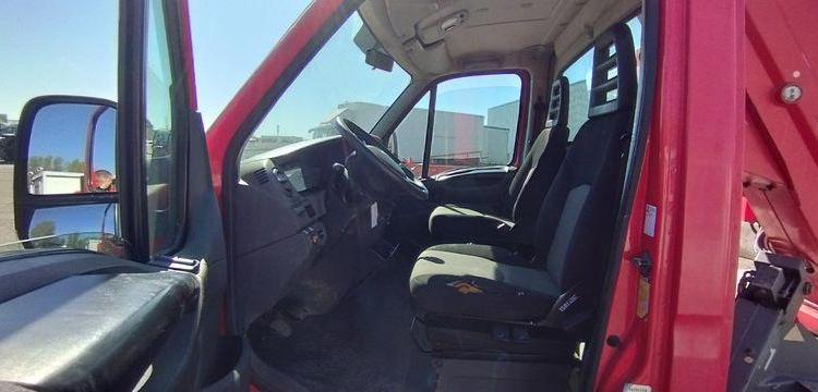 IVECO 35S11 AVEC NACELLE MULTITEL MT202 DS 20M – DIESEL – 4640 HEURES – 90129 KMS ROUGE CW-116-FK