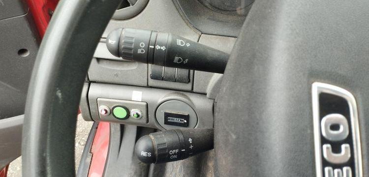 IVECO 35S11 AVEC NACELLE MULTITEL MX170 16M – DIESEL – 3647 HEURES – 111407 KMS ROUGE CY-366-KD