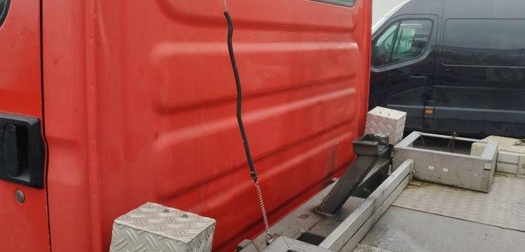 IVECO 35S11 AVEC NACELLE MULTITEL MX170 16M – DIESEL – 3647 HEURES – 111407 KMS ROUGE CY-366-KD
