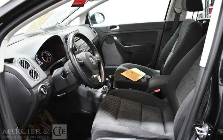 VOLKSWAGEN GOLF PLUS 1,6 TDI 105 BLUE MOTION CFT LINE NOIR CZ-815-YL