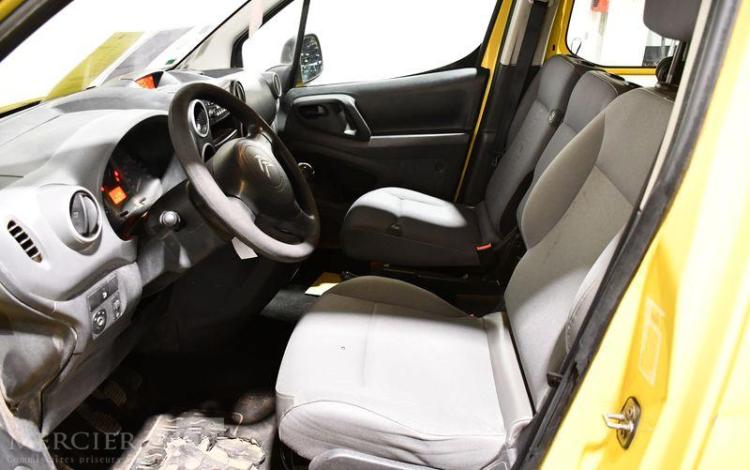 CITROEN BERLINGO 1.6 HDI 75CH FAP CONFORT JAUNE DB-953-ZG