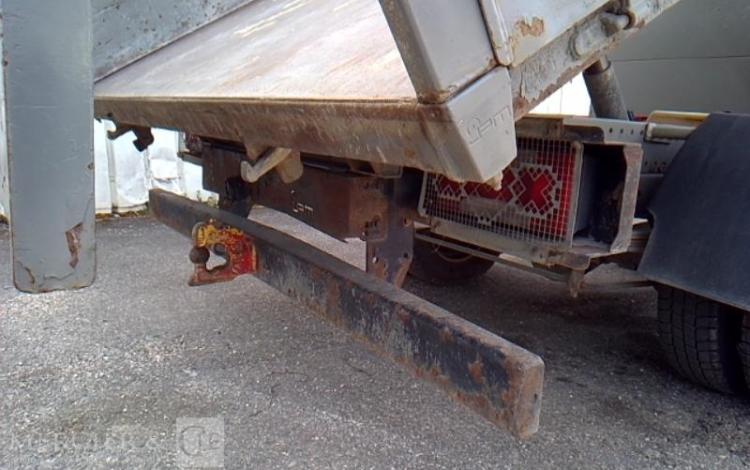 IVECO 35C13 BENNE SIMPLE CABINE COFFRE ROUGE DE-407-JS