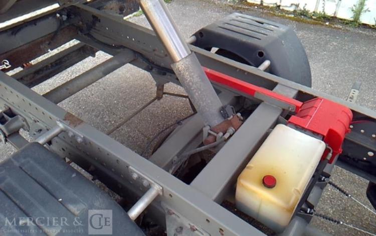 IVECO 35C13 BENNE SIMPLE CABINE COFFRE ROUGE DE-407-JS