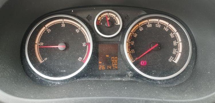 OPEL CORSA 3 PORTES PHASE 2 1.3 CDTI 16V ECOTEC 75 CV – DIESEL – 261474 KMS – AN 2014 BLANC DG-294-XS