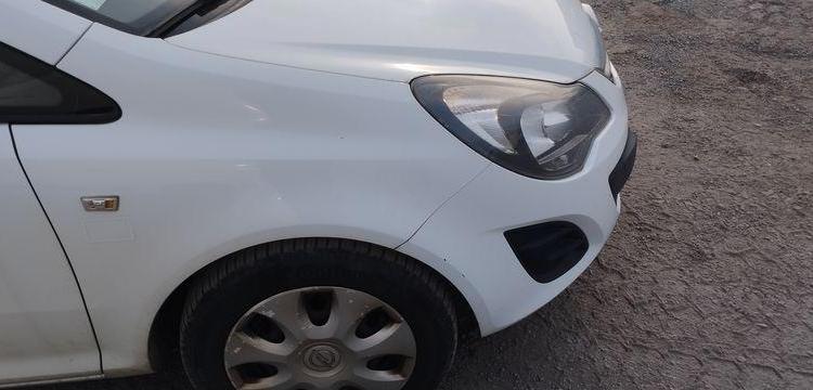 OPEL CORSA 3 PORTES PHASE 2 1.3 CDTI 16V ECOTEC 75 CV – DIESEL – 261474 KMS – AN 2014 BLANC DG-294-XS