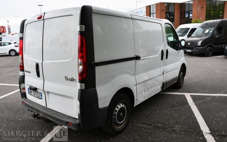 RENAULT TRAFIC FOURGON L1H1 1000 1.6 DCI 115CV BLANC DH-131-CZ