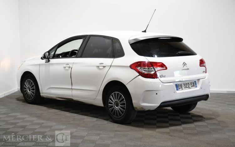 CITROEN C4 1,6 HDI 90CH ATTRACTION BLANC DK-322-SA
