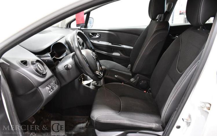 RENAULT CLIO ESTATE DCI 90 CH BUSINESS BLANC DL-109-BW