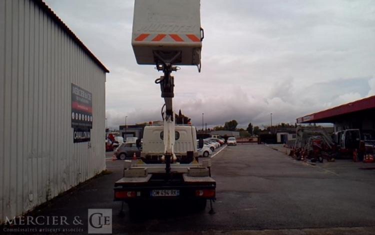 MULTITEL CABSTAR NT 400 35.12 NACELLE SUR VL MULTITEL 160 ALU/DS 16M 4221H BLANC DM-494-RK
