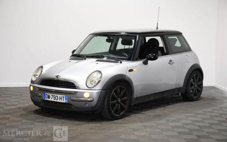MINI COOPER 1,6 115CH GRIS DM-793-HT