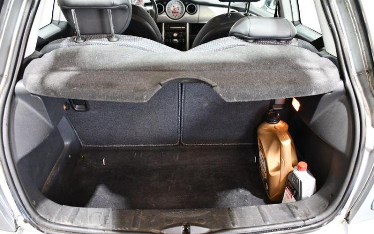 MINI COOPER 1,6 115CH GRIS DM-793-HT