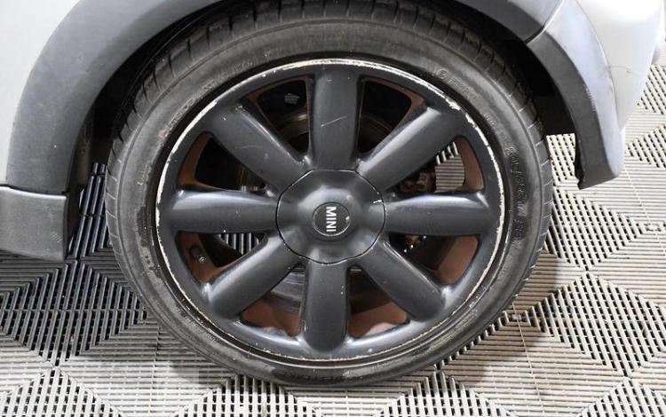 MINI COOPER 1,6 115CH GRIS DM-793-HT