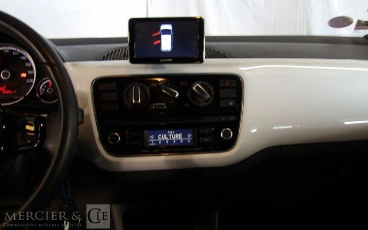 VOLKSWAGEN UP 1,0 75CH MOVE BLANC DQ-555-EM