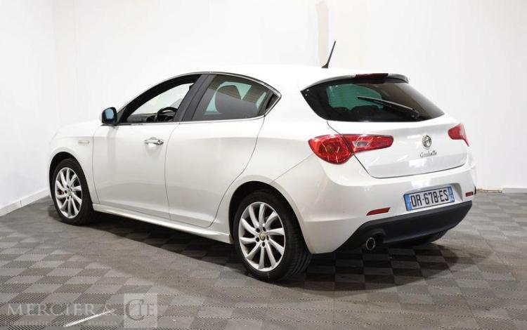 ALFA ROMEO GIULIETTA 1,6 JTDM 105 DISTINCTIVE START/STOP BLANC DR-678-ES